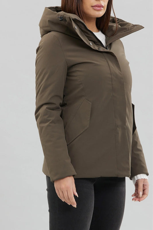 Take two - giubbino corto in softshell dt00806 verde militare