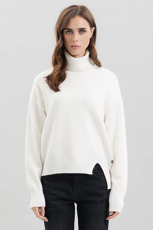 Take two - dolcevita con spacco viscosa dt00319 panna