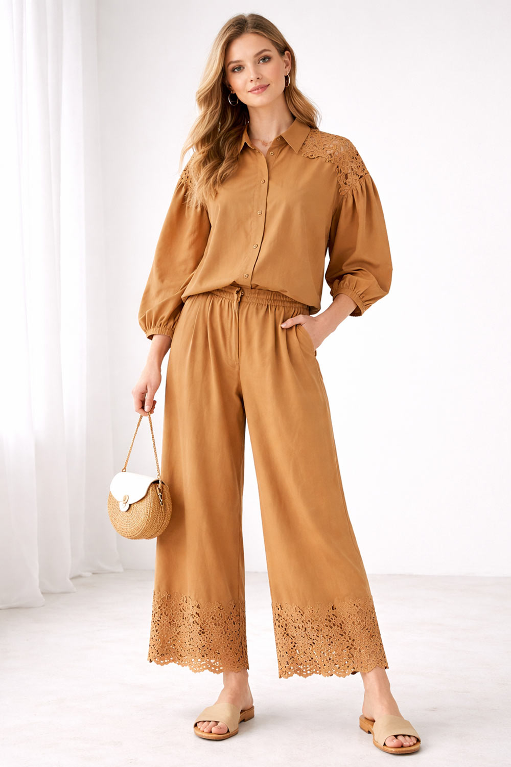 TwinSet - Camicia M/L in Popeline con dettagli in Macramè